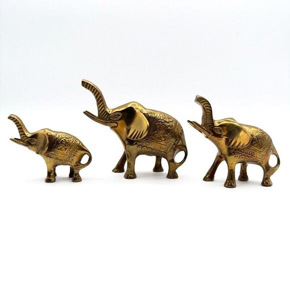 Three Vintage Brass Elephants Lucky Trunks Up Made in India - Picture 7 of 13